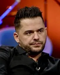 Shpat Kasapi dhunohet fizikisht në një aheg familjar në Prishtinë