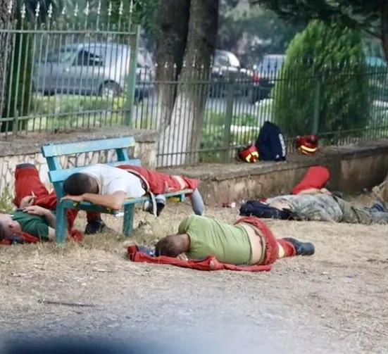 Delvina kaloi një natë ferri dhe frikë nga shkrumbimi total