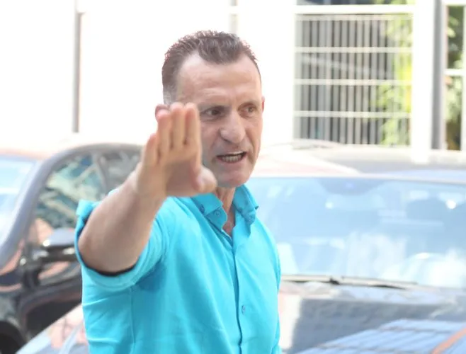 Avokati i Ilir Metës: Pse braktisëm seancën