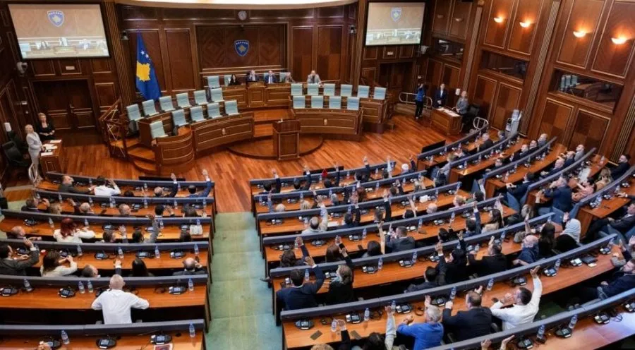 Analiza: ‘Gracka’  e VV për zvarritjen e konstituimit të Kuvendit
