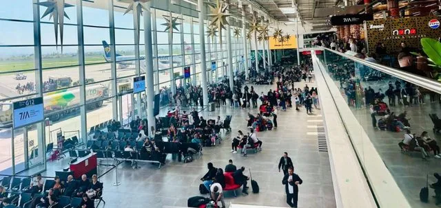 Aeroporti i Rinasit ndërpret operacionet në pistë