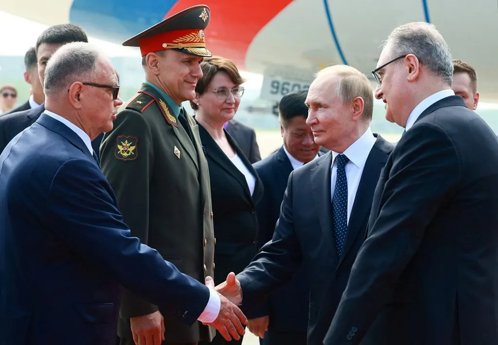 Putin mbërrin në Kinë për Samitin e Sigurisë në Shangai