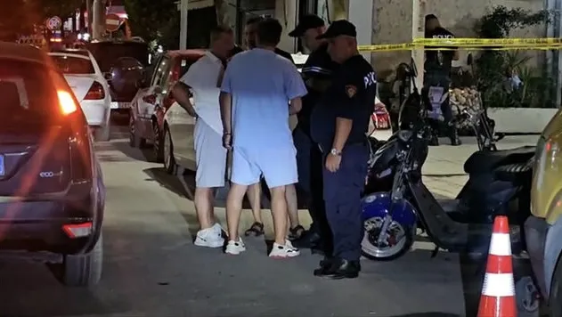 Video/ Vlorë, u përleshën me thika përfundojnë në spital