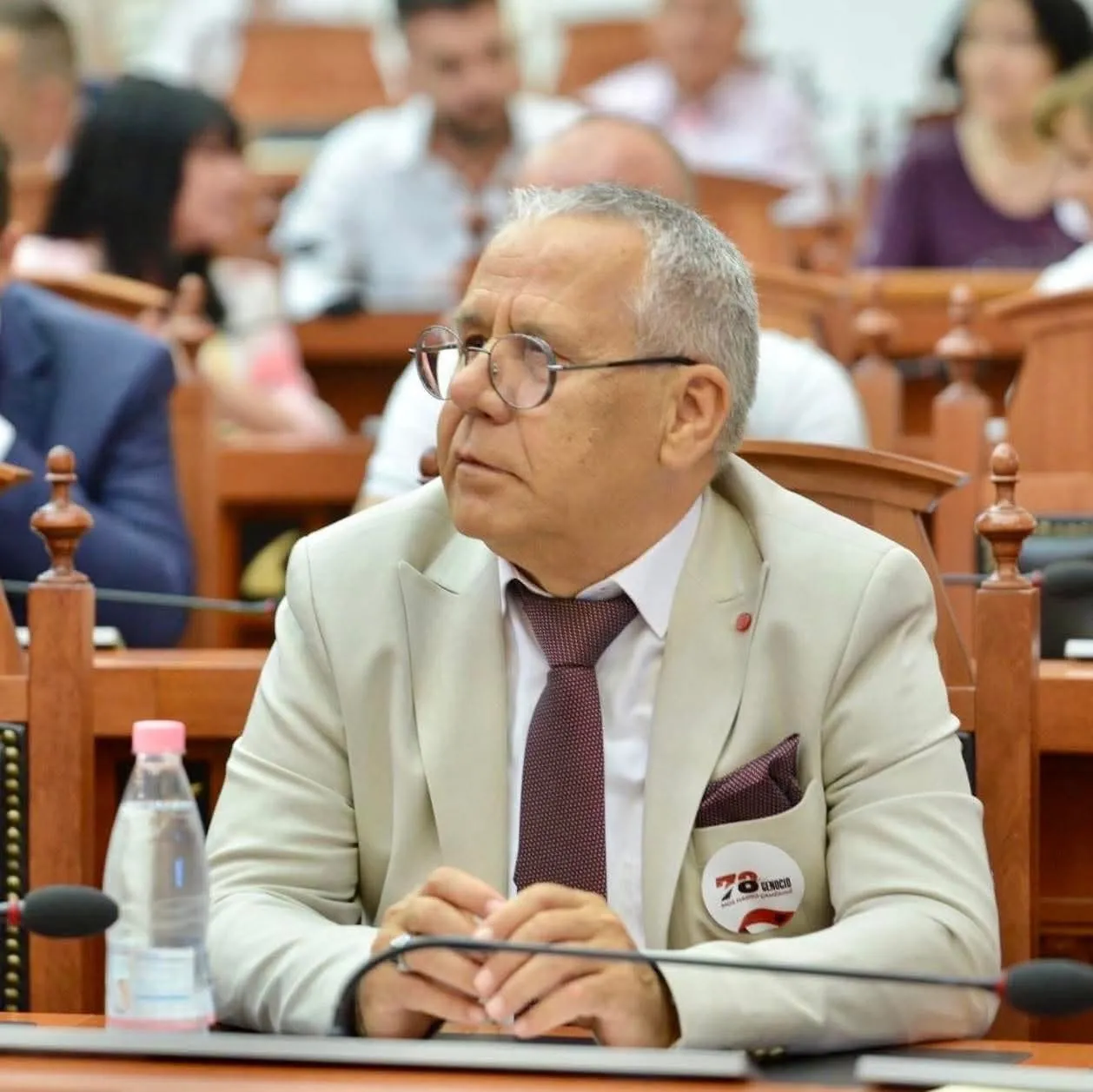 Politikanët shqiptarë janë shqiptarë vetëm deri sa të bëhen ministra