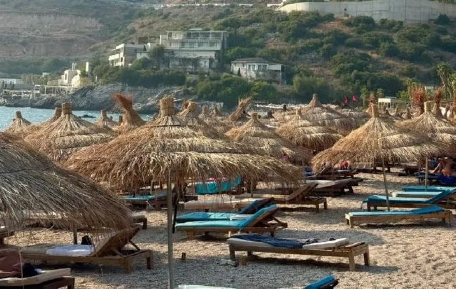 Shqipërisë turistike i del lustra