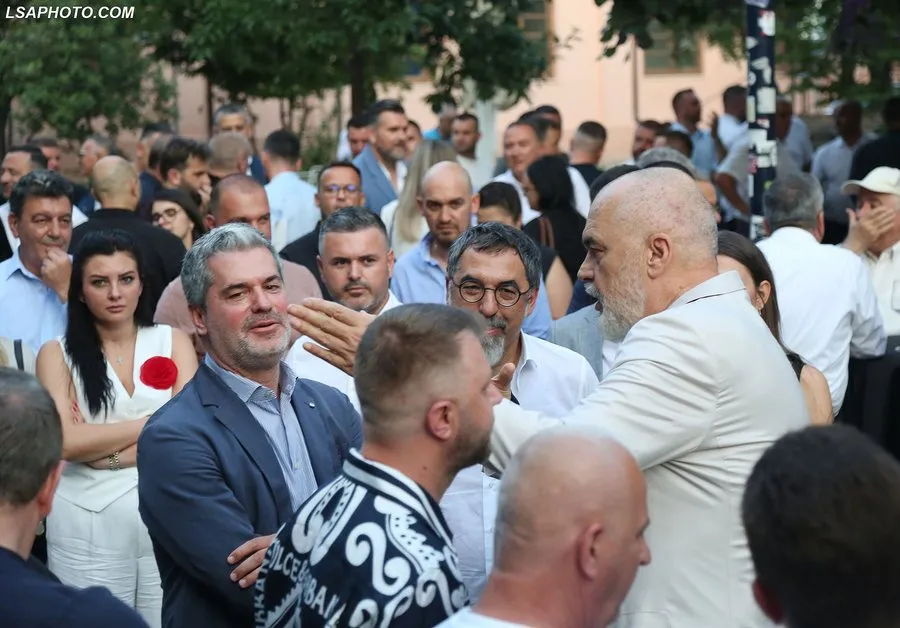 Dredha mesazh Ramës:Po largohem me dinjitet!