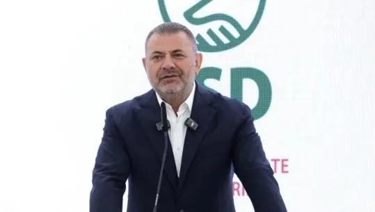 Tom Doshi  heq dorë nga mandati i deputetit, ja kush e zëvendëson