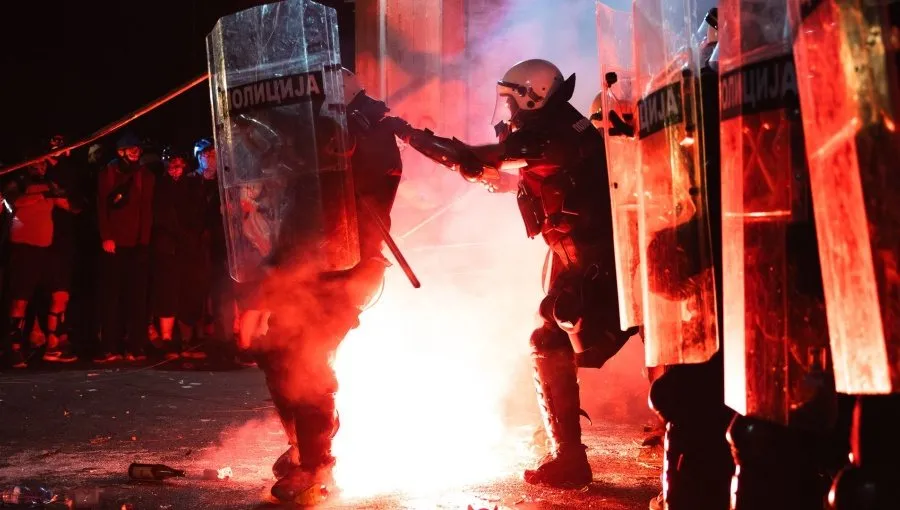 Policia serbe, përdori gaz toksik në protestat e studentëve