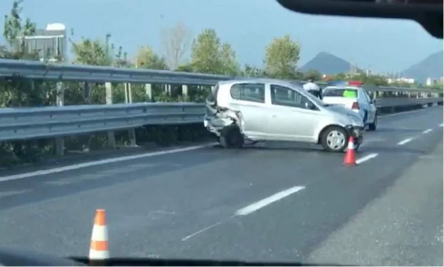 Vorë/ Një i vdekur dhe dy të plagosur nga aksidenti