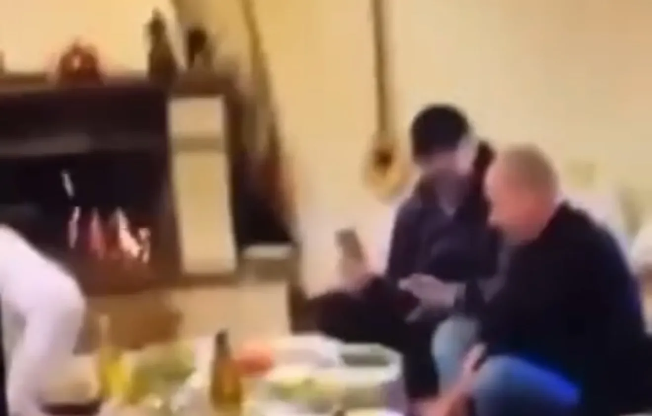 Olsi Rama dhe deputeti i PD Arjan Ndoja, darkë me Troplinët!