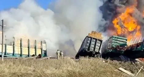 Rusi, treni që transportonte benzinë del nga shinat me flakë