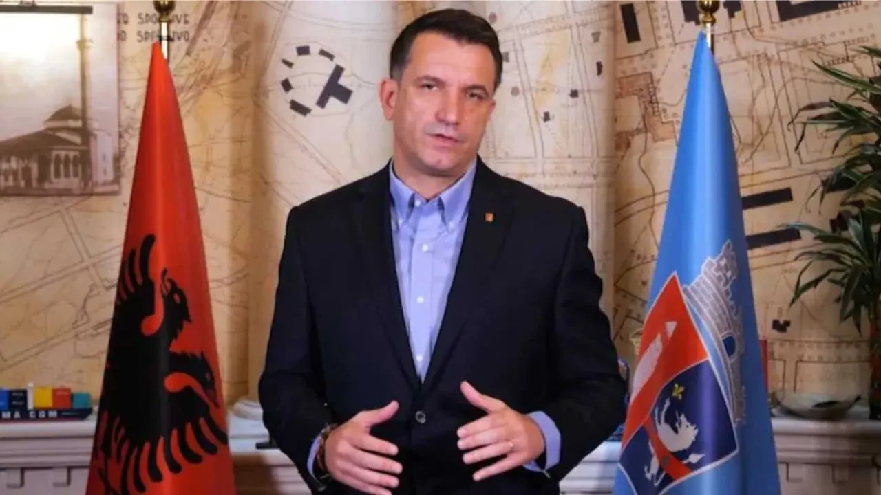 Erion Veliaj shkarkohet nga posti i kryetarit të Bashkisë së Tiranës, vendimi kalon te qeveria