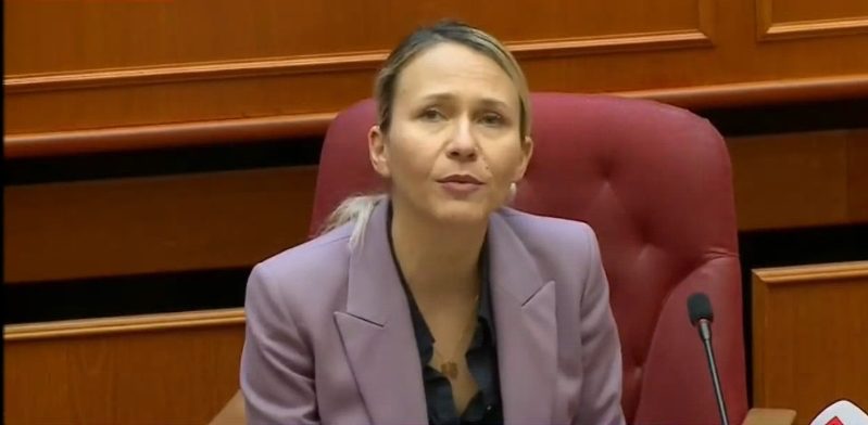 Takimi i Ramës me nënkryetarët e Tiranës për zgjedhjet, Ristani largohet e para