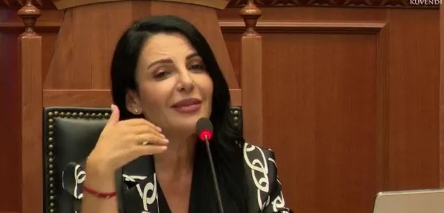 Balluku surprizon Balliun me replikën e papritur: Dëgjo ti bukurosh