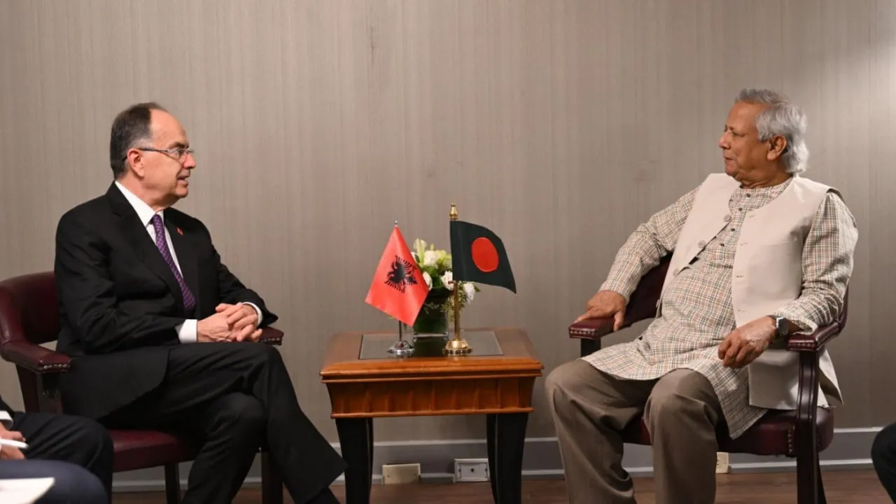 Shqiptarët po ikin, Presidenti ‘lutet’ për punëtorë nga Bangladeshi