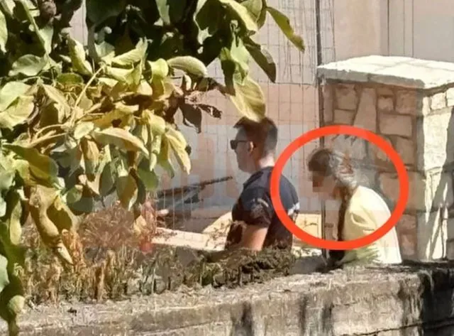 “Më ndihmoi një shqiptar”, rrëfehet 62-vjeçarja: Ja pse e groposa nënën