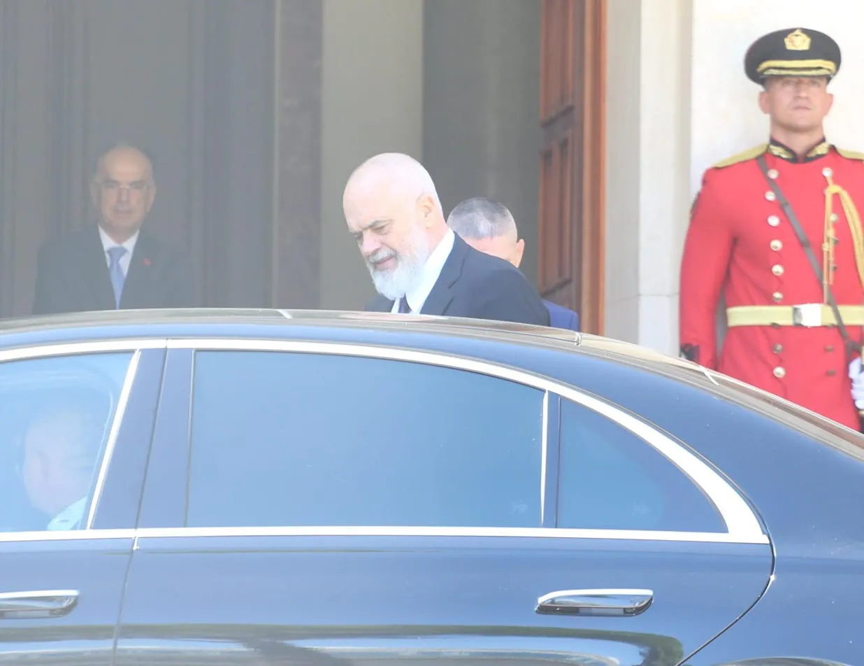 Zgjedhjet/ Rama dërgon në Presidencë vakancat në 6 bashki