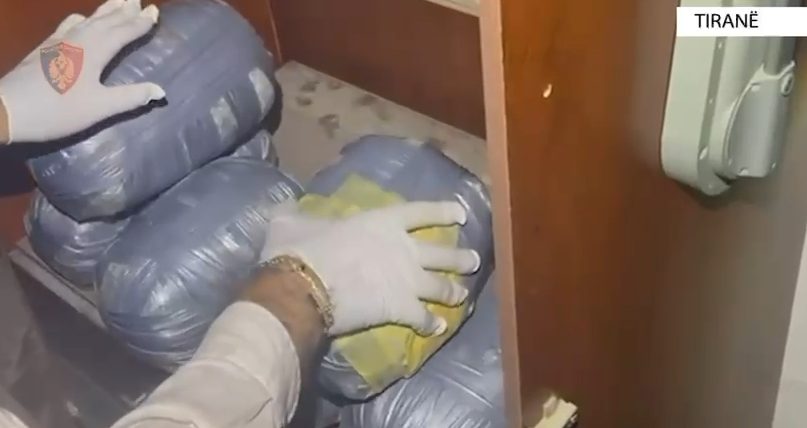 Zbulohet magazina e kanabisit dhe kokainës, 5 të arrestuar