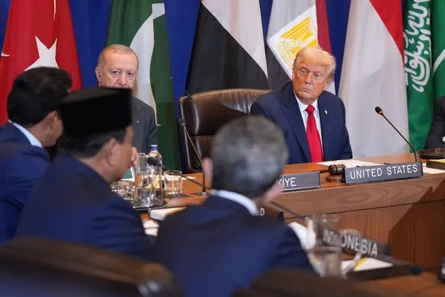 Thikë pas shpine, Trump ‘pret në besë’ Izraelin