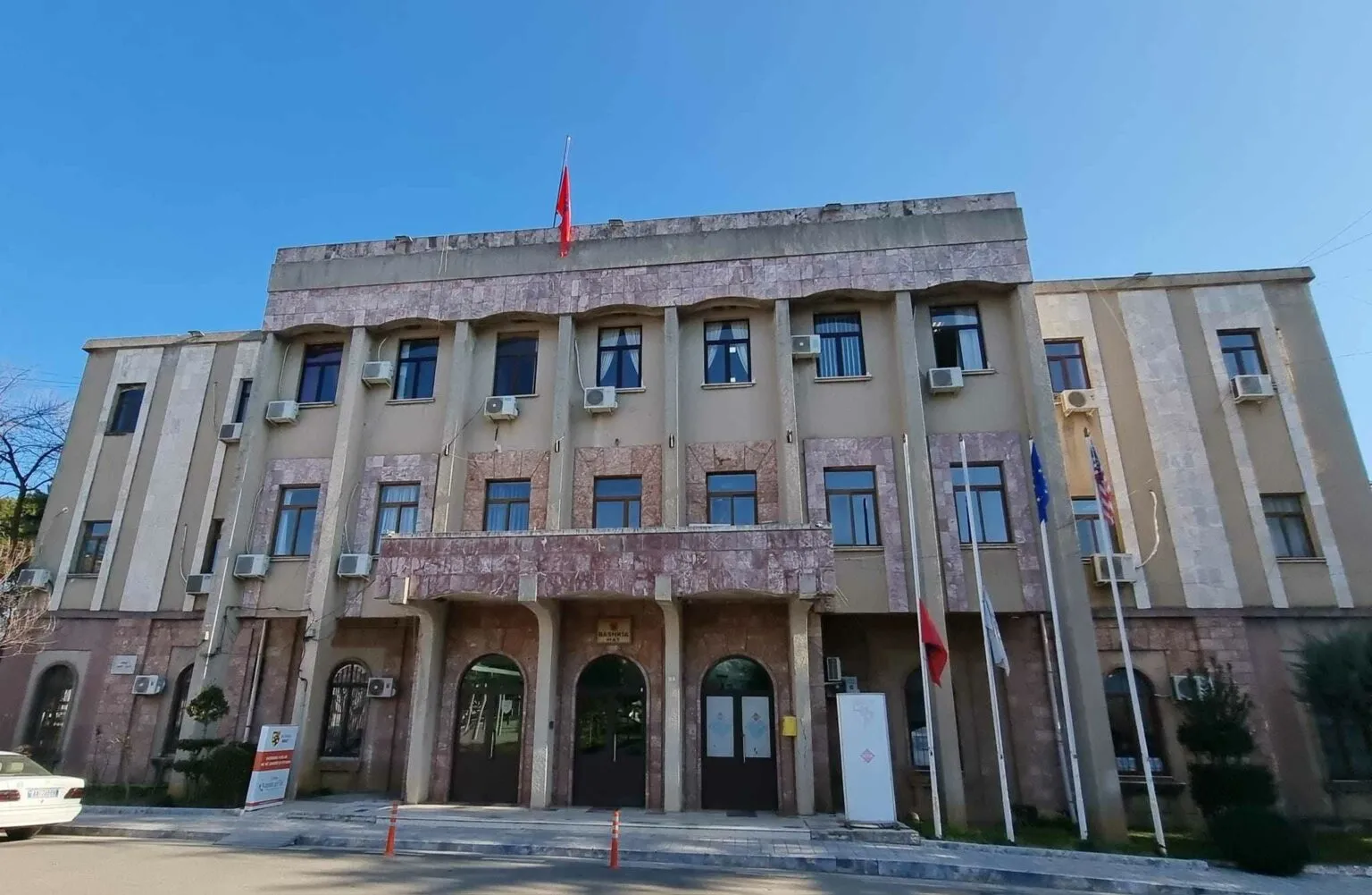 Një avokat për Matin, PD zyrtarizon kandidatin për 9 nëntorin
