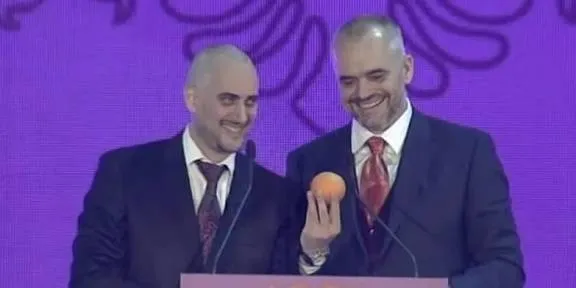 Rama frikë nga kandidati i “kënetës” Flor Binaj