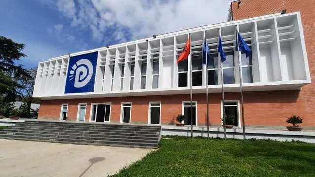 Opozita në kolaps: Pse nuk po gjendet asnjë ‘trim’ për kryebashkiak