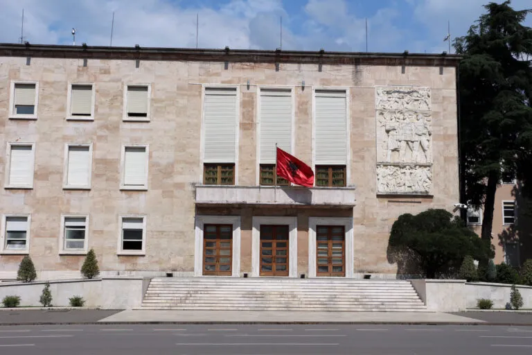 Ndryshime në qeveri, zbardhen lëvizjet e fundit