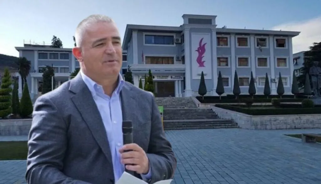 Gramoz Sako përfiton miliona nga bashkia që kërkon ta drejtojë