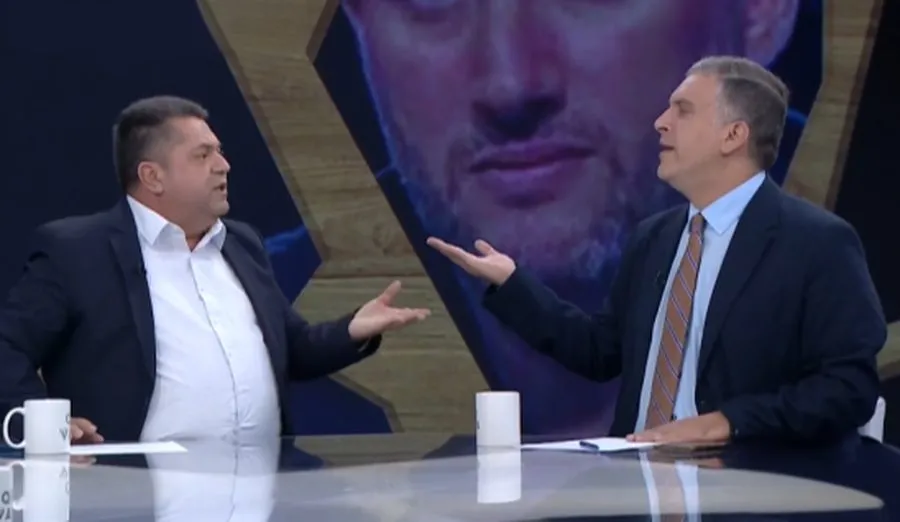 ‘Ka tallë b***** Altini me ty’, plas keq sherri në studio: Je tapë