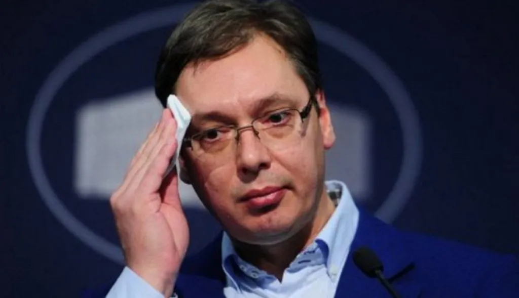 Humbja ndaj Shqipërisë e lë me pasoja presidentin serb