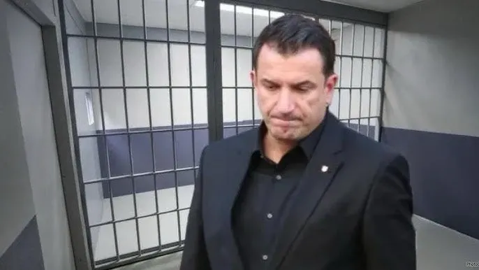 Denoncimi: Erion Veliajn e kanë nxjerrë nga burgu 3 netë më parë