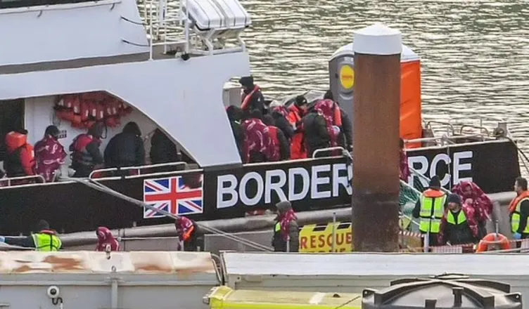 Shqiptarët preken nga ashpërsimi i ligjeve të emigracionit në Britani