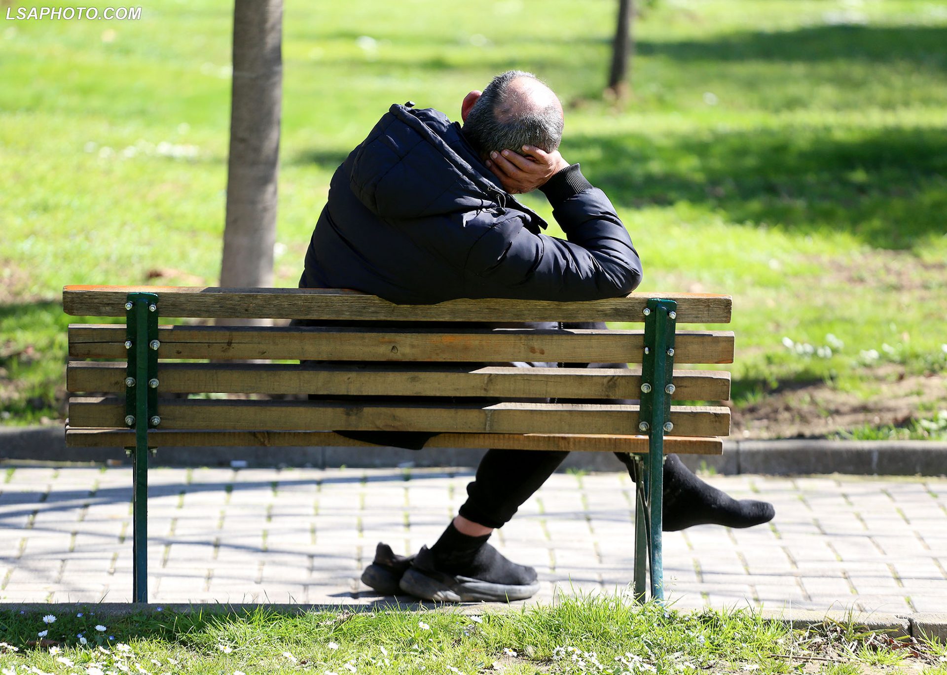 Bonusi para 11 majit, si u joshën pensionistët në prag të zgjedhjeve
