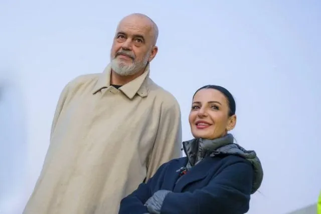 Pse Edi Rama nuk ka fuqinë ta shkarkojë Belinda Ballukun?