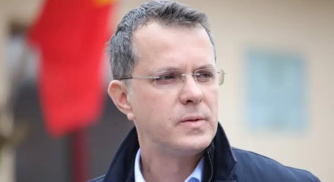 Për t’u marrë shembull! Gënjeu në CV, dorëhiqet ministri rumun