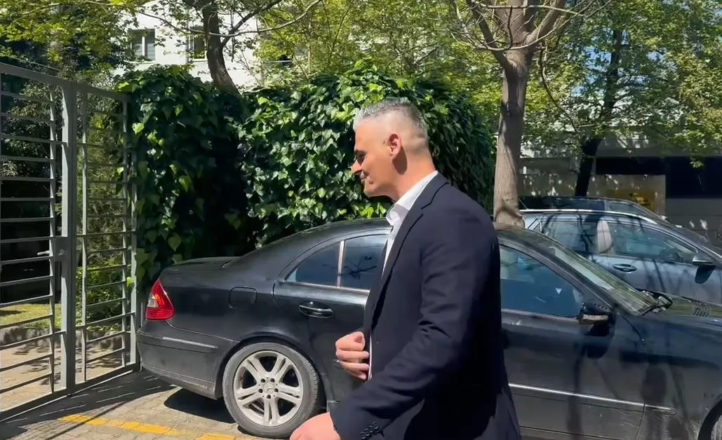 Tuneli po i zë brenda! Pas Ballukut, Gentian Gjyli paraqitet në SPAK