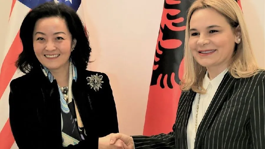 Habit Kryemadhi: Yuri Kim më kishte inat prej preferencave seksuale