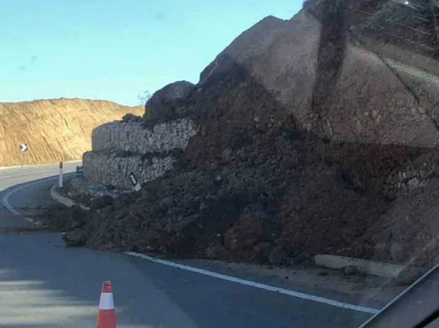 U përurua dy muaj më parë, degradon rruga Qukës-Qafë Plloçë