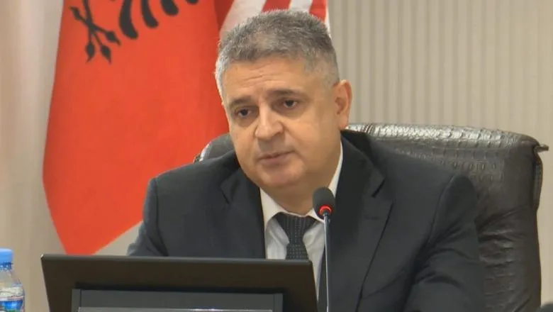 Adnan Xholi para KLP: Zbardhëm masakrën e Cërrikut dhe Qafë Gjashtës