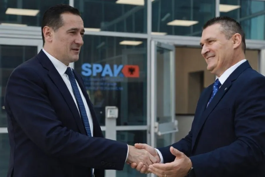 Mbyllet kapitulli Dumani, Braho merr sot në dorëzim çelësat e SPAK