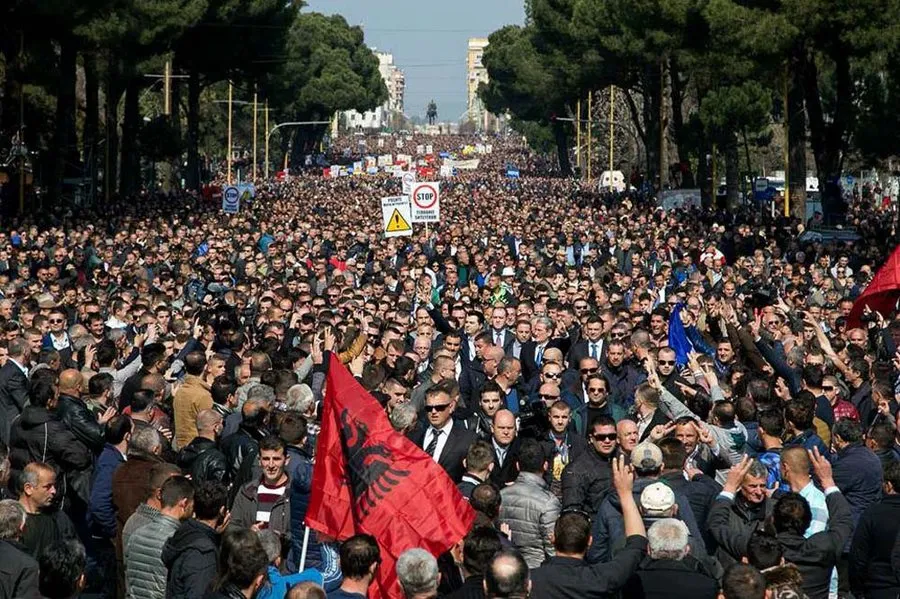Zbulohet slogani i protestës kombëtare të thirrur nga PD-ja