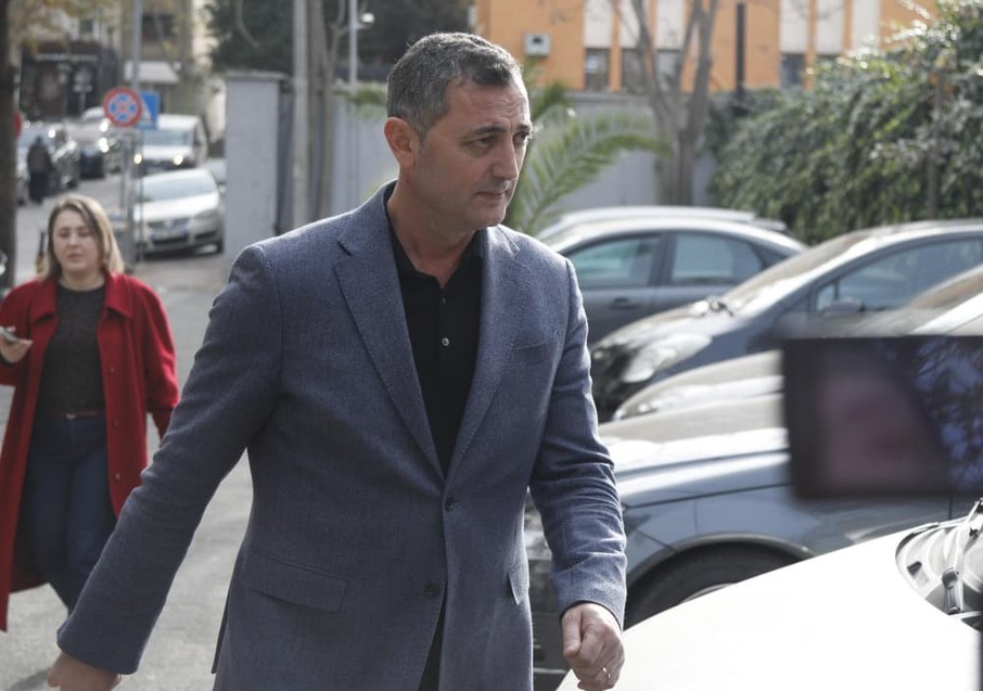Aksioni te AKSHI, hiqet masa e sigurimit për zv.drejtorin e policisë