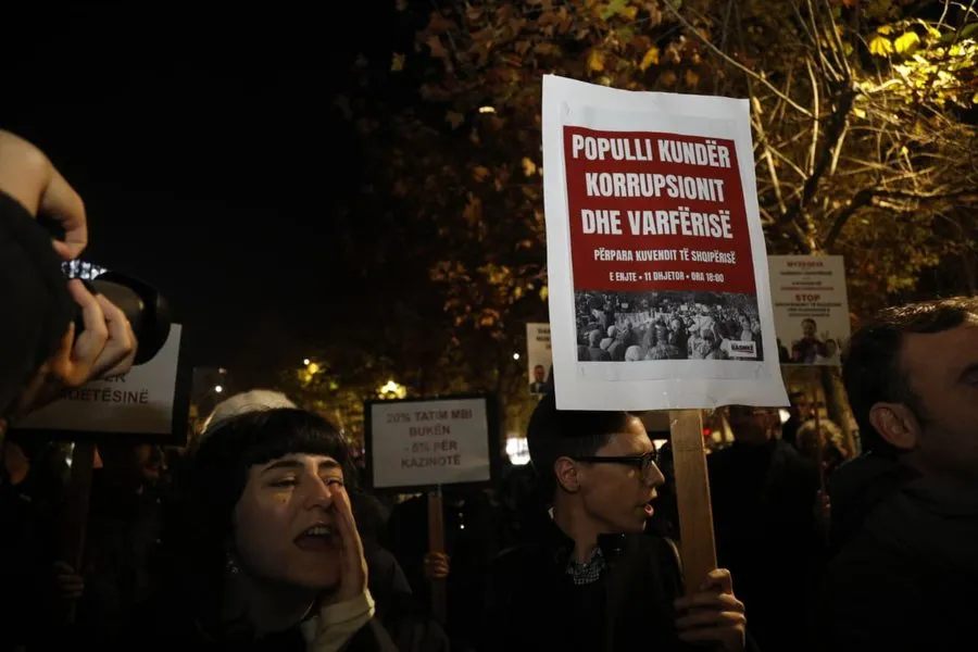 Lëvizja “Bashkë” proteston kundër buxhetit të vitit 2026