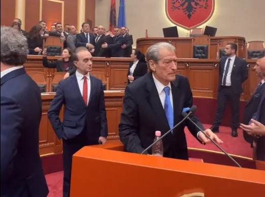 Berisha paralajmëron mes kaosit “Zogun e Belindës”: E ke gati!