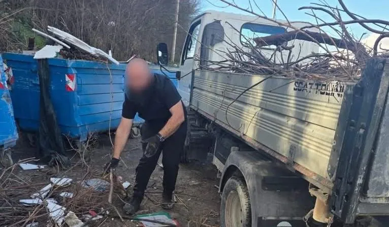 ‘I zbrazi mbeturinat si lopë’, kapet ‘mat’ trimi dhe fëlliqet publikisht