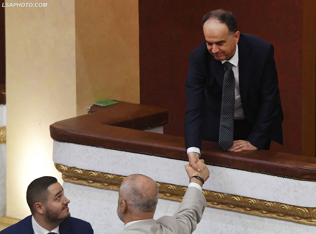 “Noter” Begaj autorizon Ramën për në Bordin e Paqes