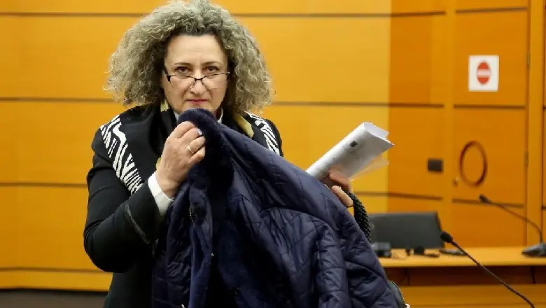 Do shkarkohet apo jo? Sot pritet vendimi për Irena Gjokën