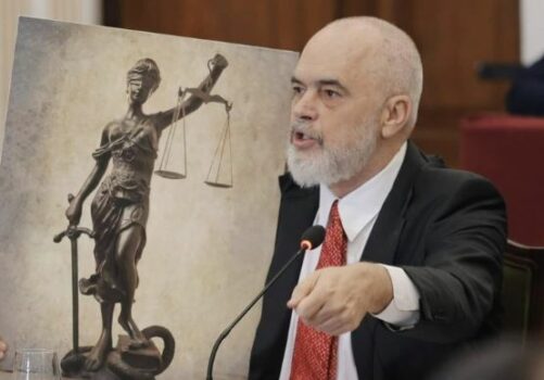 Raporti me drejtësinë e vendos kryeministrin Rama ‘mes dy zjarresh’