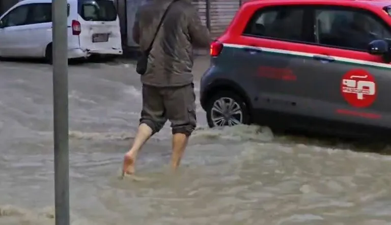Durrësi dhe Lezha nën ujë, përmbytje pas reshjeve intensive
