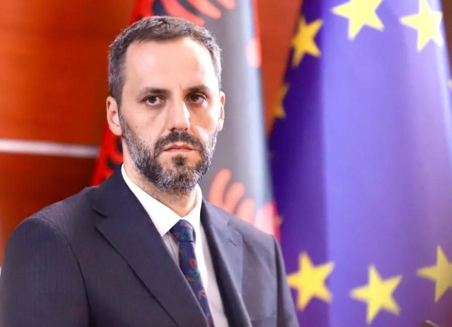 Amnistia penale, ministri Lamallari: Përfitojnë 10 mijë persona!